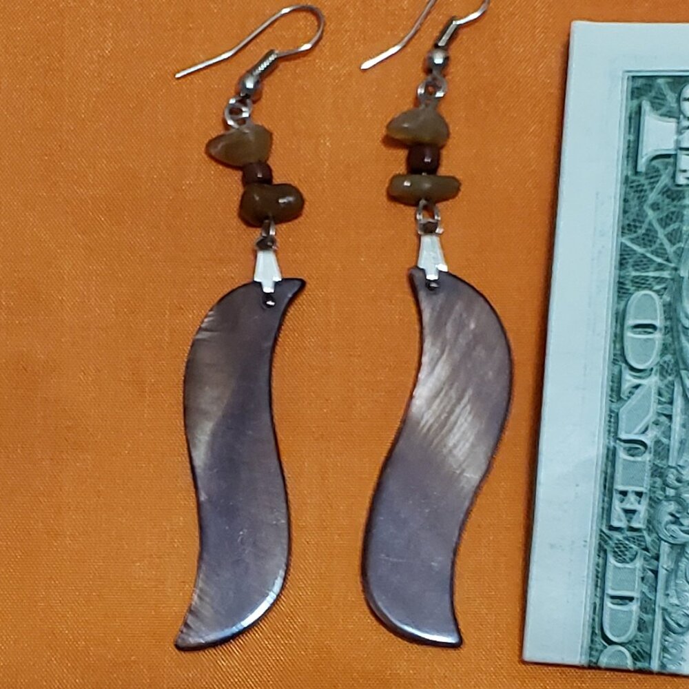 Silver & Tan Curved Cut Earrings.